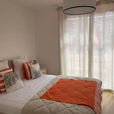 La Mandarine Sur Holiday home *